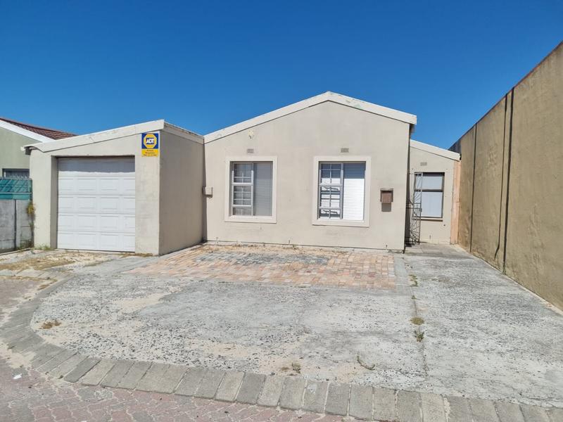 3 Bedroom Property for Sale in Strandfontein Western Cape